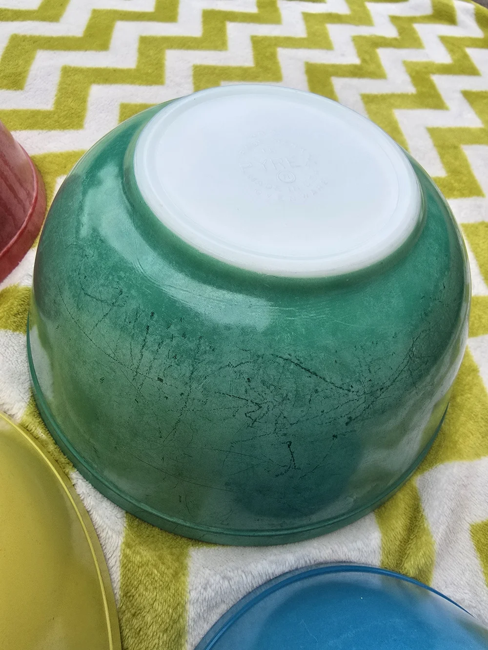 Vintage 1960 Pyrex Nesting Primary Color Mixing Bowl Set